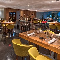Sucas Restaurant - Baobab Suites