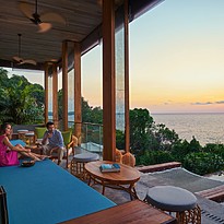 Sunset Bar - Six Senses Krabey Island