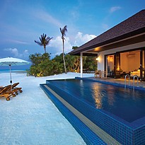 Sunset Beach Villa mit Pool - Atmosphere Kanifushi