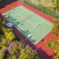 Tennisplatz - Anantara Golden Triangle Elephant Camp & Resort