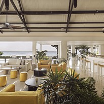 The Bar - LUX Le Morne