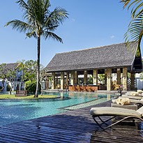 Swimming Pool Royal Courtyard Wing - The Samaya Seminyak 