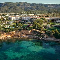 The St. Regis Mardavall Mallorca Resort