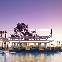 Vithos Poolbar - Parklane, a Luxury Collection Resort & Spa