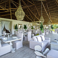 Drift Wood Dining Room - Zawadi Hotel Zanzibar