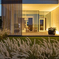 Zimmerbeispiel Deluxe Suite with Private Garden