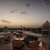 Palais Namaskar - No mad Bar