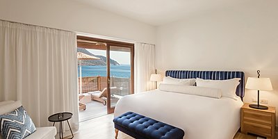 Deluxe Suite Sea View - Phaea Blue