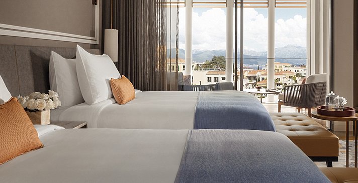 Bayview Family Room - One&Only Portonovi