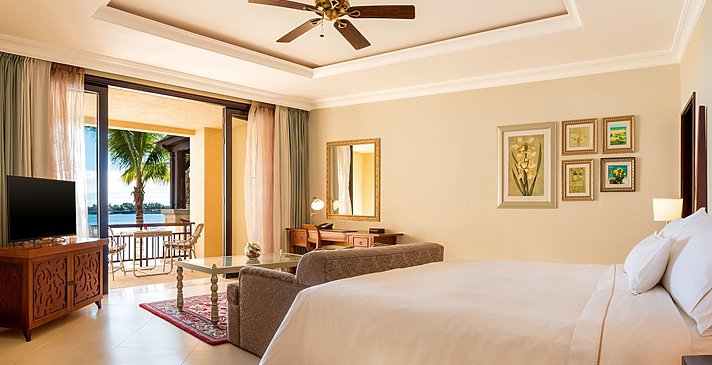 Heavenly Junior Suite - The Westin Mauritius Turtle Bay Resort
