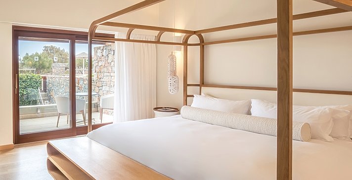 Blue Maisonette Suite Private Heated Pool - Phaea Blue