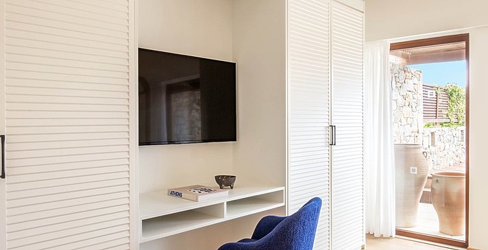 Blue Maisonette Suite Private Heated Pool - Phaea Blue