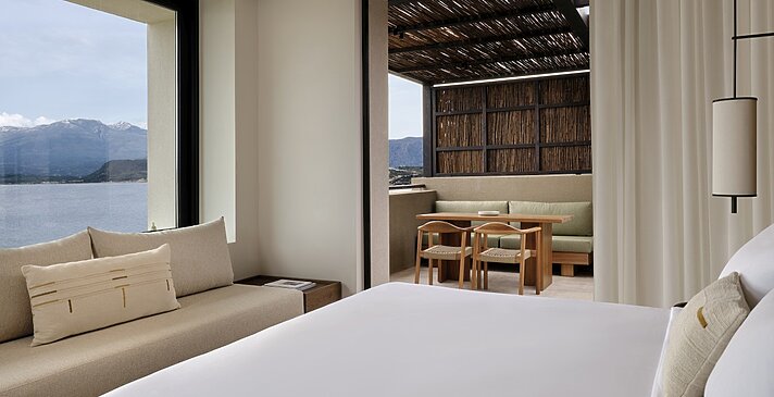 Deluxe Room with openair Whirlpool - JW Marriott Crete Resort & Spa