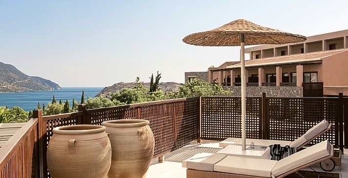 Deluxe Suite Sea View - Phaea Blue