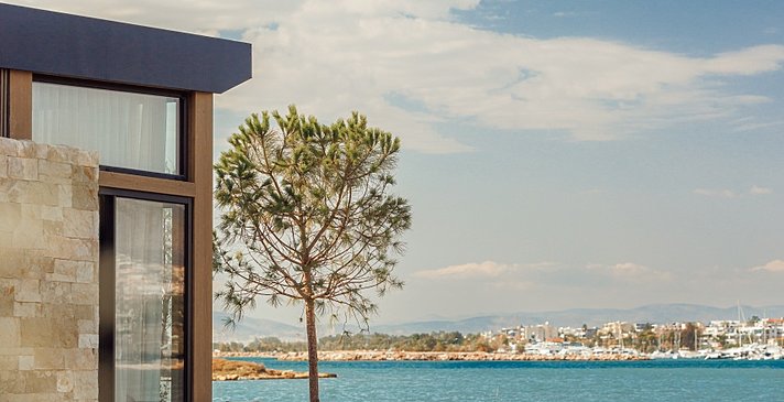 Aesthesis Bungalow Seafront Kingsize-Bett - One&Only Aesthesis Athens