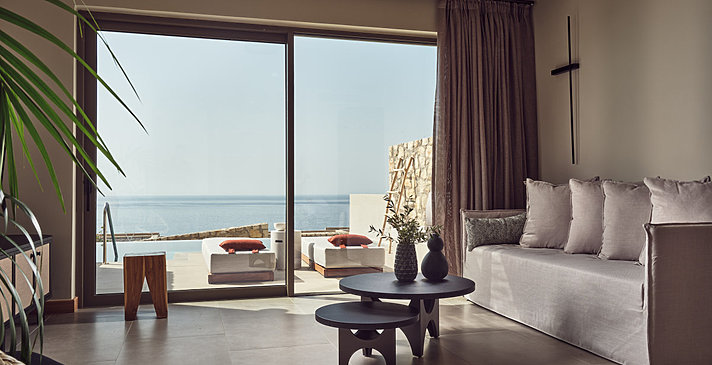 Grand Villa Sea View Private Pool - The Royal Senses, Curio Collection by HILTON
