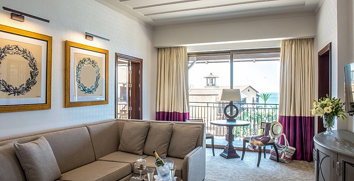 Deluxe Sea View Suite - Elysium