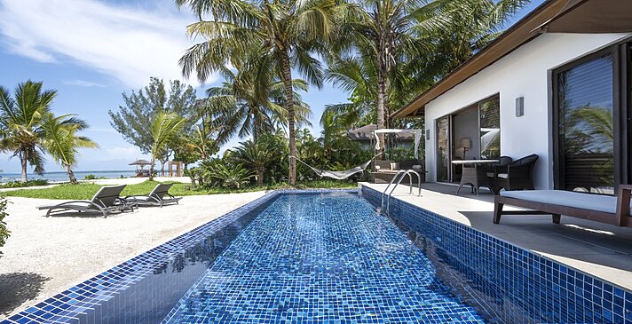 Luxury Ocean Front Pool Villa - The Residence Zanzibar