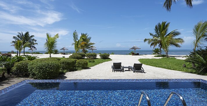 Luxury Ocean Front Pool Villa - The Residence Zanzibar