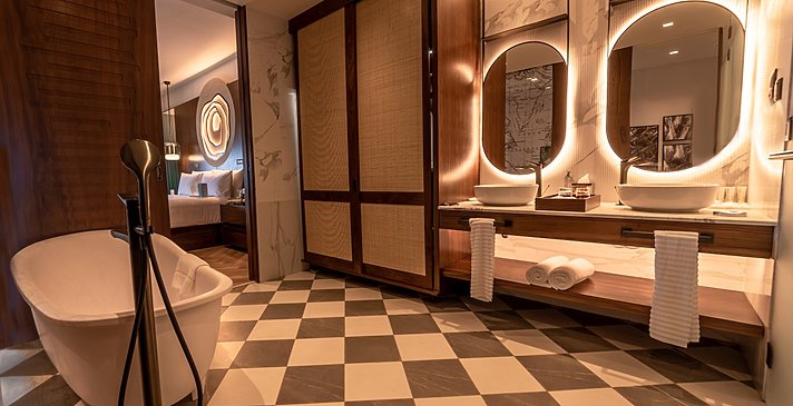 Romantic Allure - Le Meridien Ile Maurice