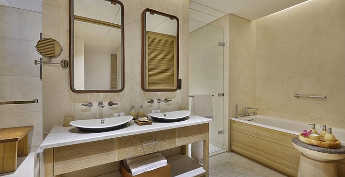 Premium Room with Ocean View - Mango House Seychelles