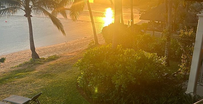 Senior Suite View Balcony/Terrace - Heritage Awali Golf & Spa Resort