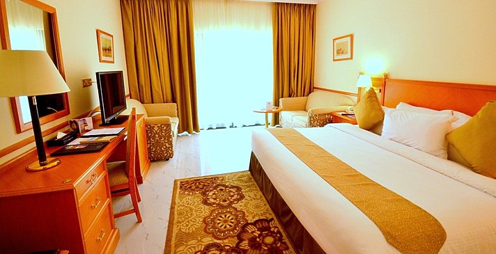 Standard Room - Golden Tulip Nizwa