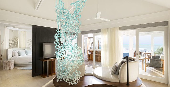 Temptation Pool Water Villa - LUX South Ari Atoll