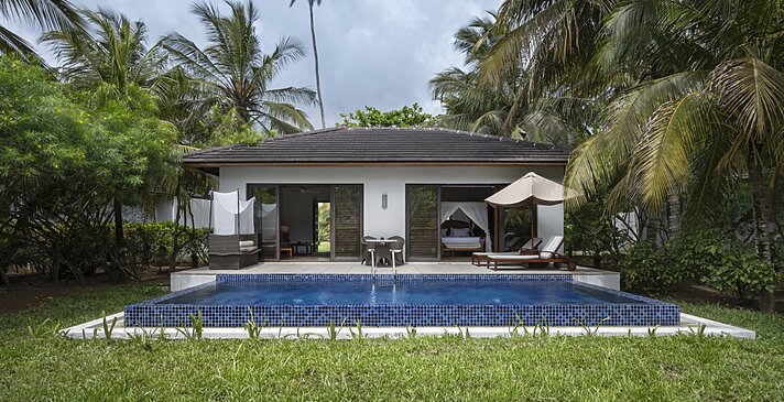 Luxury Garden Pool Villa - The Residence